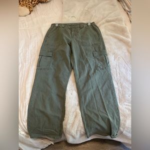 American Eagle cargo pants